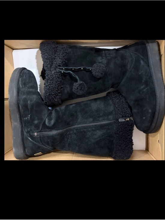 UGG Shoes - UGG Black Suede Short Shearling Boots with Branded Heel Patch-Size 7 Women’s.